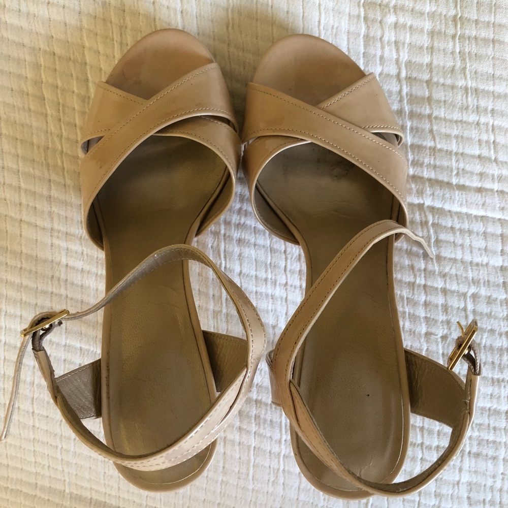 Stuart Weitzman Women’s High Heels Size 6, Beige with leather sole Made in Spain - Picture 7 of 10